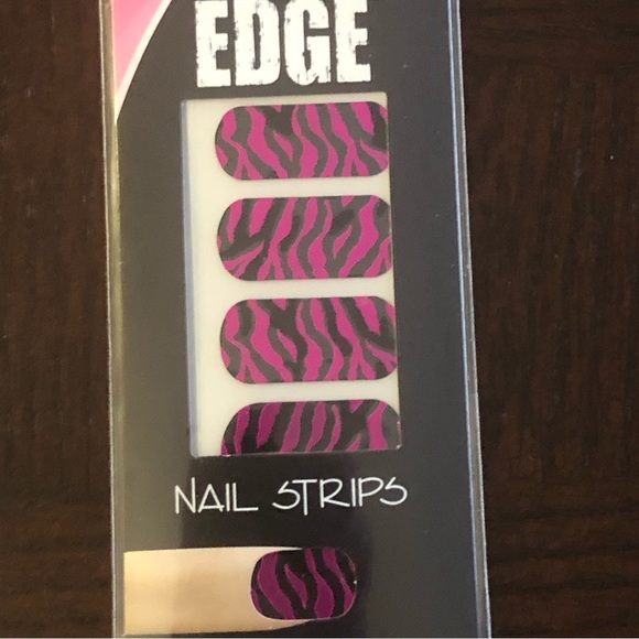 2pk Fing’rs Fingers Edge Adhesive Stuck on Nail Strips Zebra and Leopard Print - Picture 5 of 6